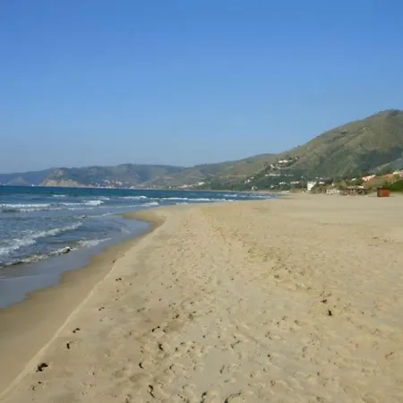 爱茉莉奇伦托公寓式酒店 公寓式酒店 Agnone Cilento