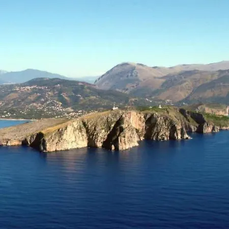爱茉莉奇伦托公寓式酒店 Agnone Cilento