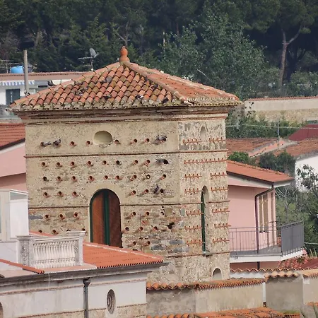 爱茉莉奇伦托公寓式酒店 Agnone Cilento